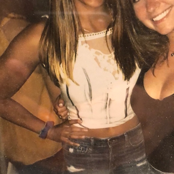 Crop top - Picture 3 of 3